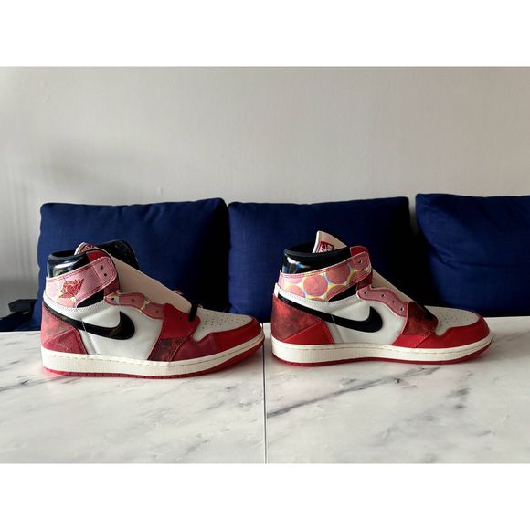 Air Jordan 1 Retro High OG Spider Man 2023